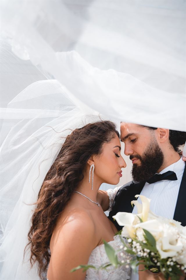 Wedding Photographer Aix en Provence: Capturing Love's Embrace 32