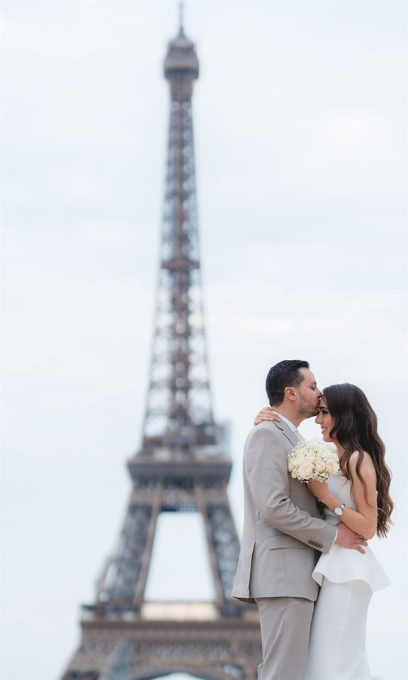 Immortalisez votre amour à Aix-en-Provence avec Nassim, le photographe de mariage passionné 126
